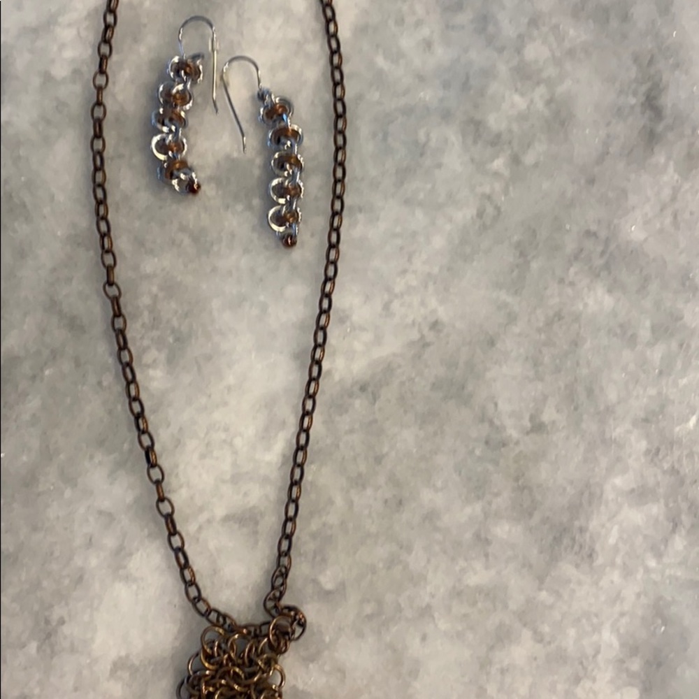Women’s costume jewerly .